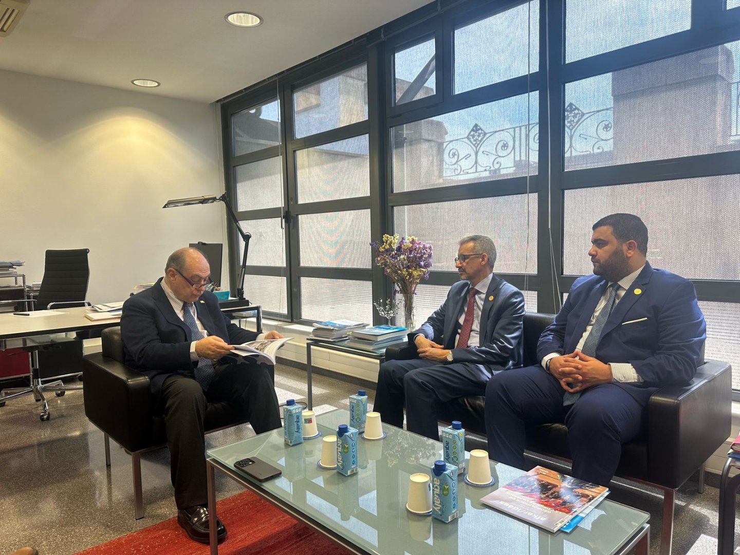 الرئيس التنفيذي للمعهد الأوروبي للبحر الأبيض المتوسط يستقبل المدير العام للألكسو