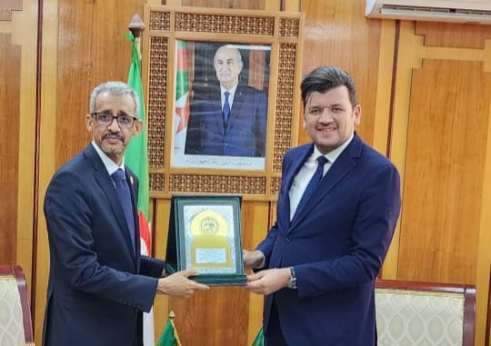‎وزير التكوين والتعليم المهنيين الجزائري يستقبل المدير العام للألكسو