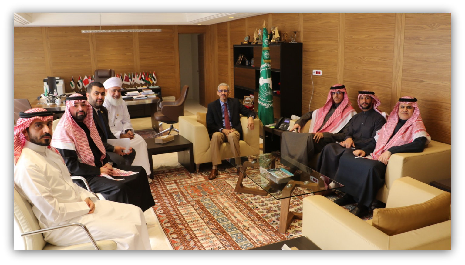 المدير العام للألكسو يستقبل وفد وزارة الثقافة السعودية