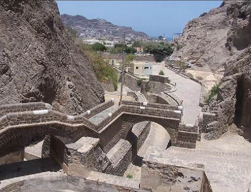 صهاريج عدن